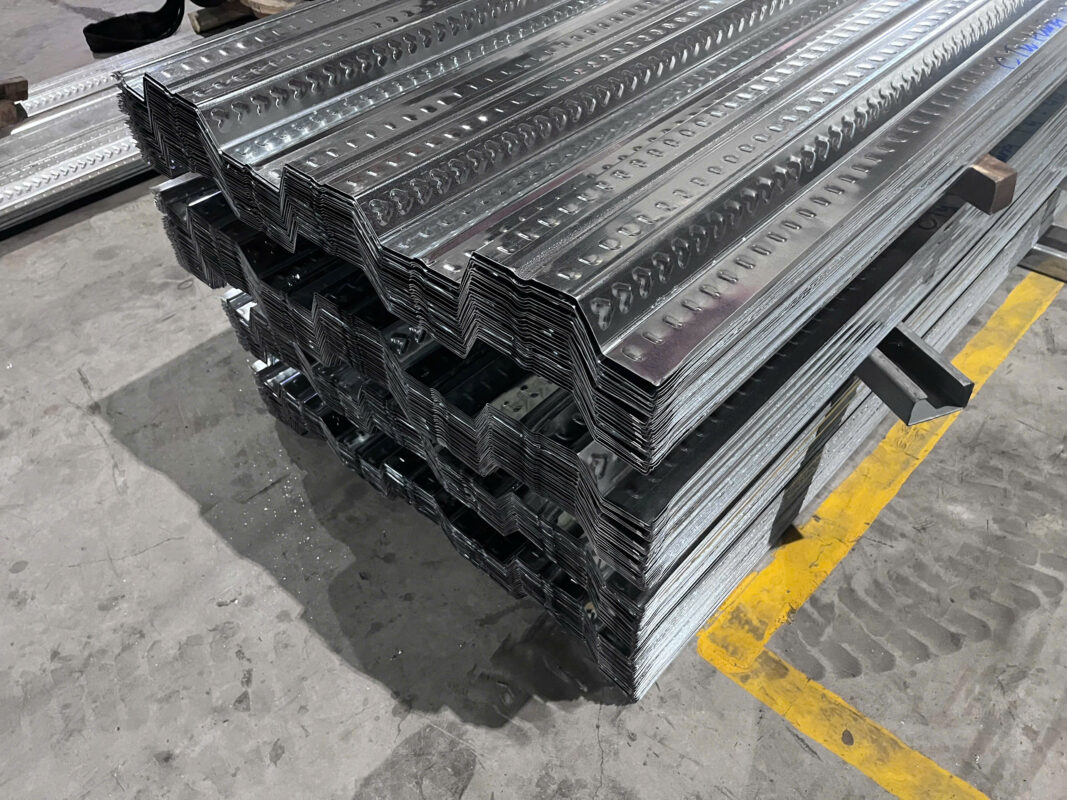 Mẹo Sử Dụng Sàn Deck Trong Xây Dựng Giúp Tiết Kiệm Chi Phí